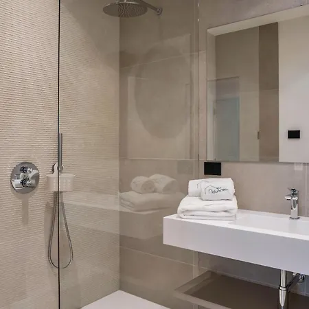 Midum Family Balcony