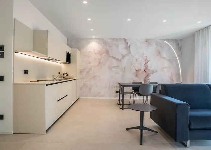 公寓 Midum Family Balcony 特伦托