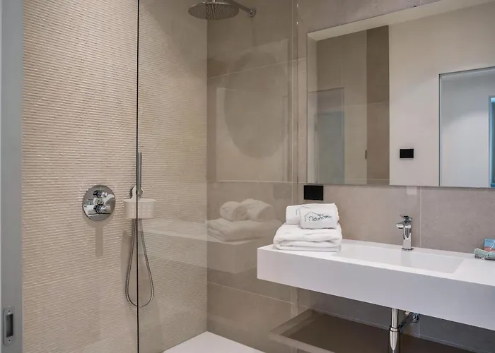 Midum Family Balcony