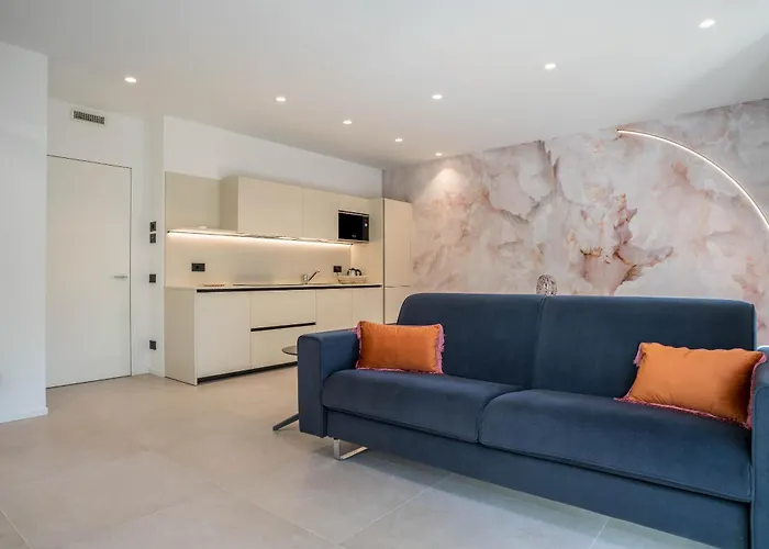 Midum Family Balcony